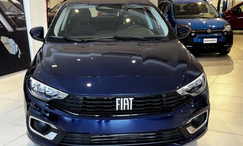 Fiat Tipo Sedan diesel CV copia