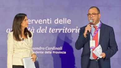Cardinali Sanofi () copia